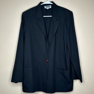 Prophecy Woman’s Suit Jacket Blazer Black TwoPocket Long Sleeve 1 Button Size 10